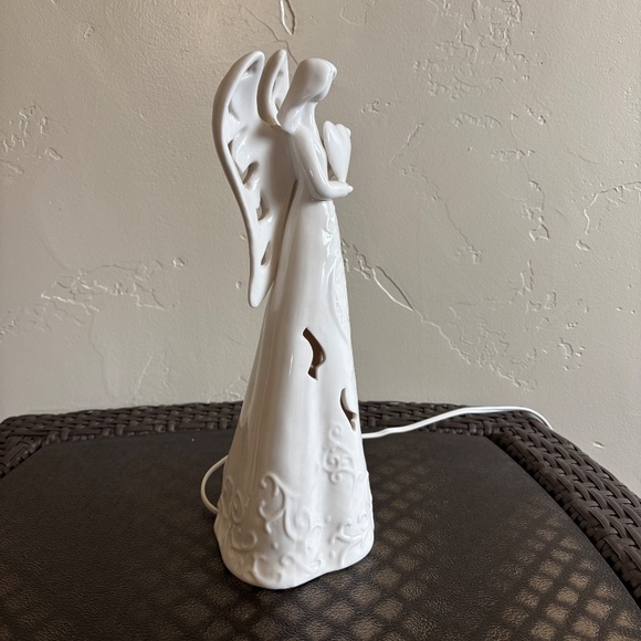 Delton Products Corp. Electric Ceramic Angel Lamp Night Light Approx. 12" H - Picture 3 of 13
